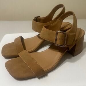 Women’s Tan Block Heel Sandals Size 8.5 Ankle Strap Buckle Open Toe Casual